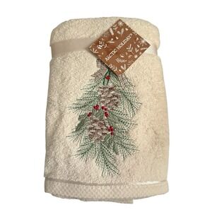 NEW Set of 2 Arctic Holiday Embroidered Christmas Hand Towels Pinecones Holly